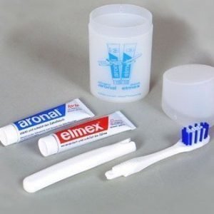 Elmex/Aronal matkahammasharja kitti
