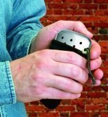 Zippo kädenlämmitin + bensapullo pakkauksessa